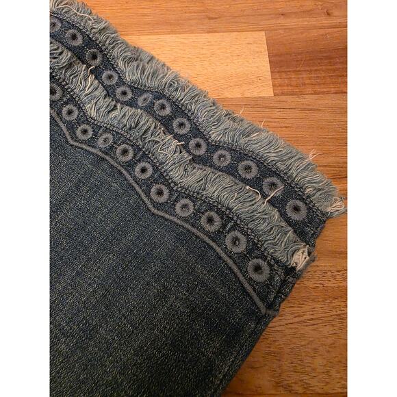 Chico’s So Slimming Girlfriend Slim Leg Crop Jeans Size 16 Chico’s 3 Embroidered - Picture 3 of 5